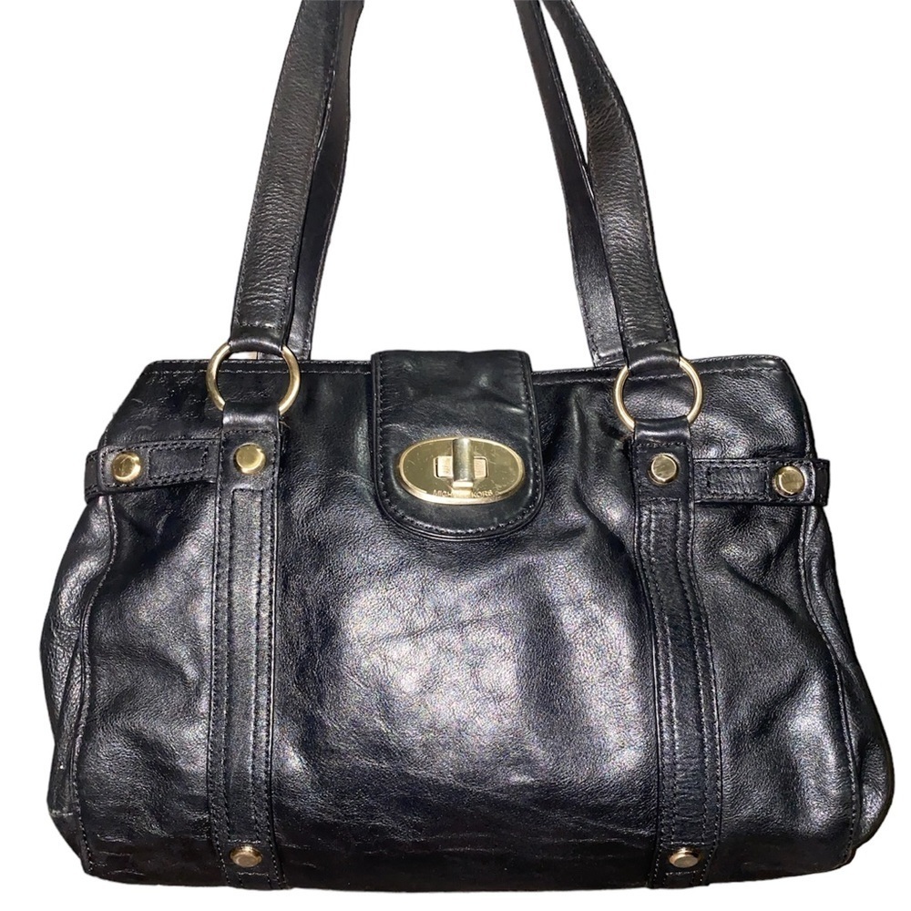MICHAEL KORS ~ B-0808 Black Leather XL Chandler Shoulder Bag